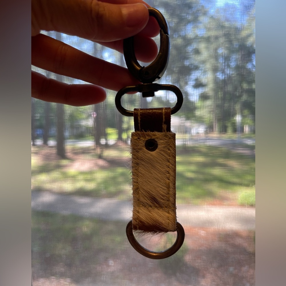 Myra Keychain. NWOT - Picture 4 of 4